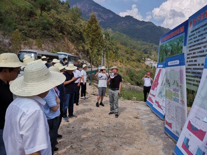 W020211007405414636119 W020211007405414636119